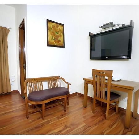 Hotel Oscar - Hauz Khas ניו דלהי מראה חיצוני תמונה