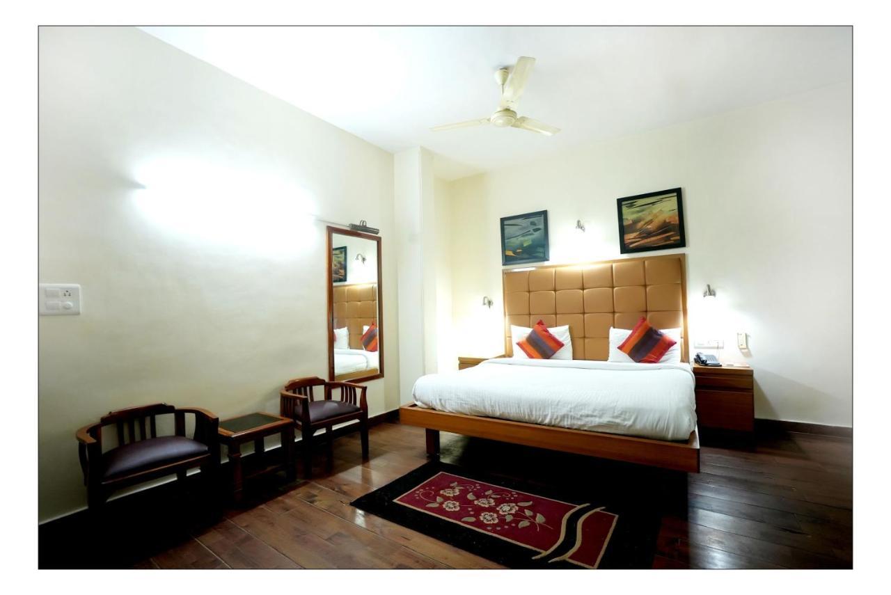 Hotel Oscar - Hauz Khas ניו דלהי מראה חיצוני תמונה